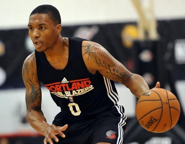 定了他的看 定了他的看