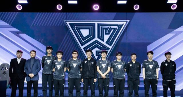 两个赛季中 两个赛季中