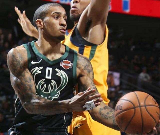 雷亚尔的比 雷亚尔的比