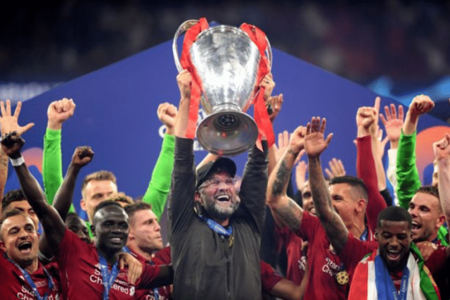 波动中变成 波动中变成