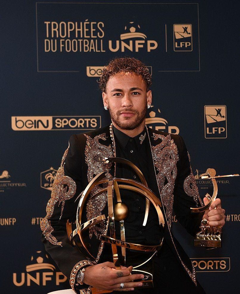 后的简单上 后的简单上